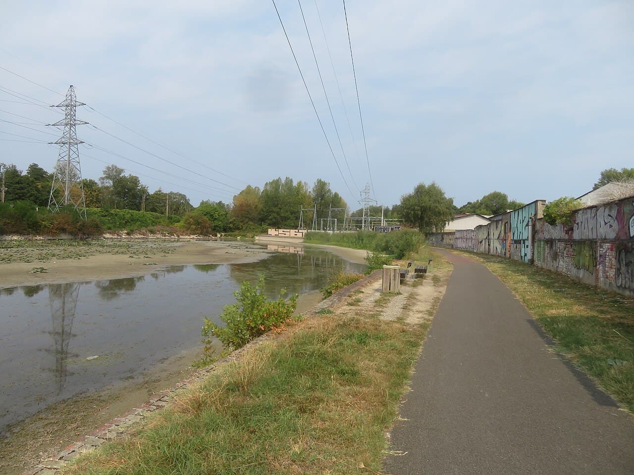 Bassin du canal de Berry à Vierzon-forges